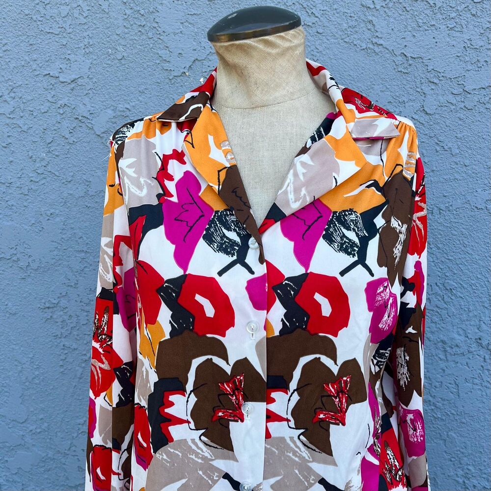 80s Floral Blouse Size Medium Womens quirky office fashion